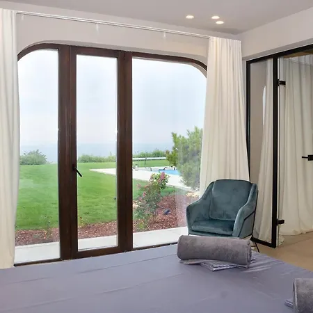 Luxury 4-bedroom In Black Sea Rama By Flat Mаnager * Μπαλτσίκ
