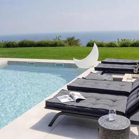 Luxury 4-bedroom In Black Sea Rama By Flat Mаnager וילה *
